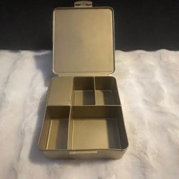 Pottery Barn Kids (PBK) All-in-One Bento Boxes - Picture 6 of 12